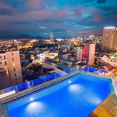 Central Hotel & Spa Danang Екстериор снимка
