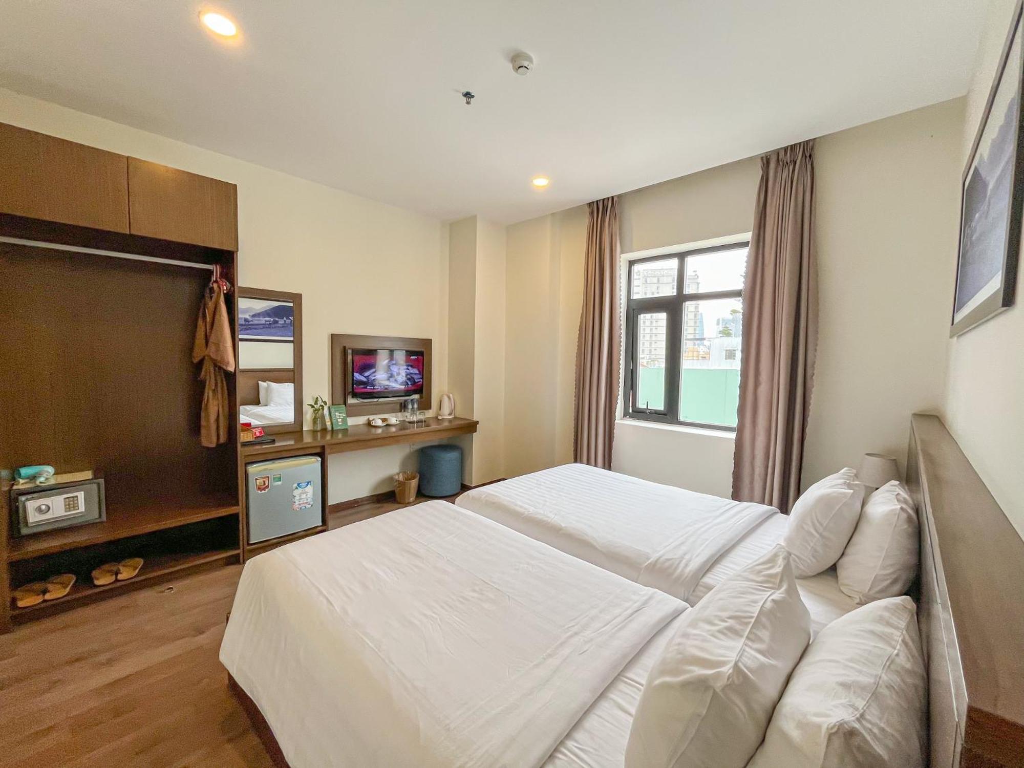 Central Hotel & Spa Danang Стая снимка