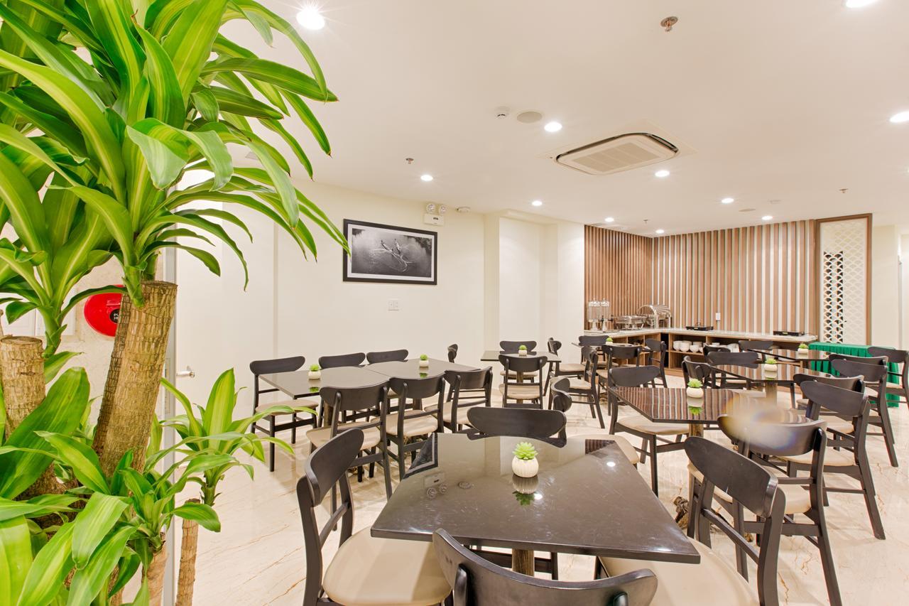Central Hotel & Spa Danang Екстериор снимка