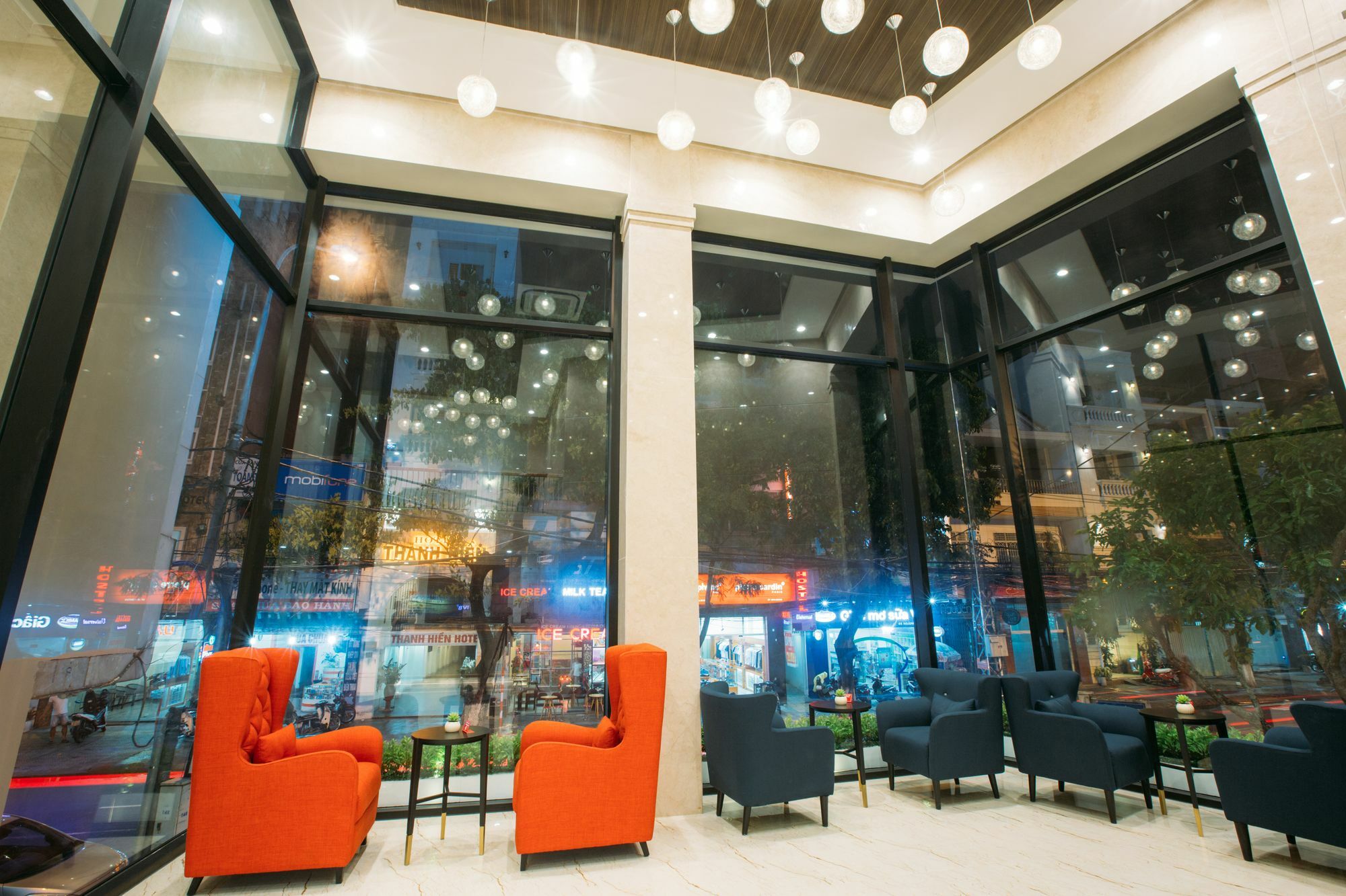 Central Hotel & Spa Danang Екстериор снимка